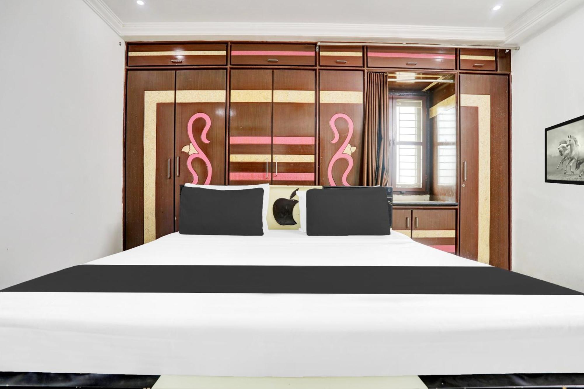 Super Hotel O J3 Luxury Rooms Guntūr Exterior foto